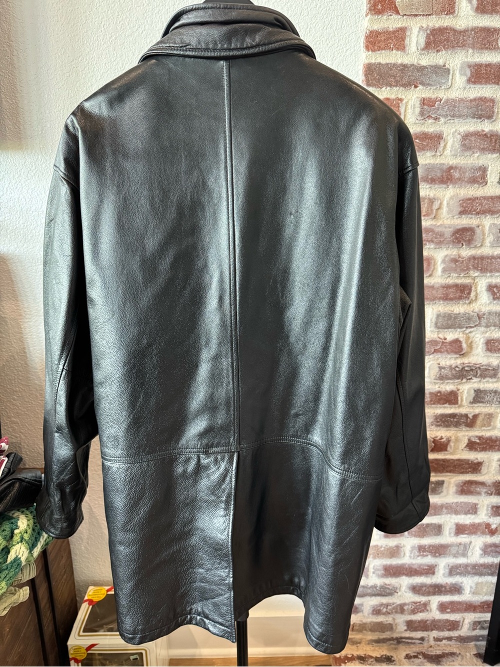 Wilson's Leather Vintage Black Genuine Leather Car / Trench Coat - Large - Picture 10 of 16